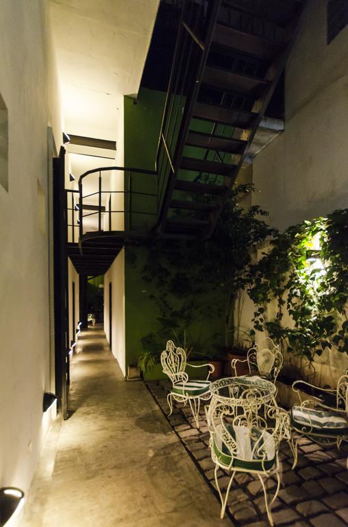 La Casa De Pichincha Hostel Buenos Aires Exterior photo