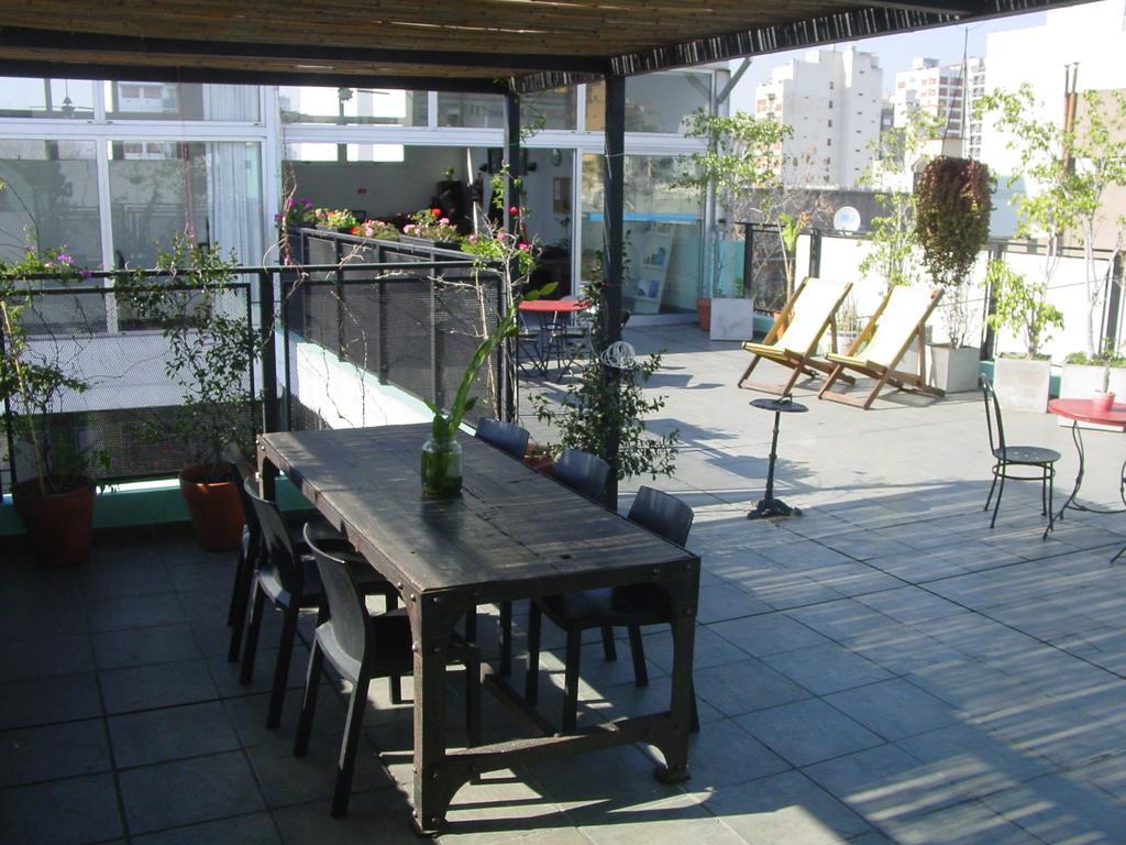 La Casa De Pichincha Hostel Buenos Aires Exterior photo