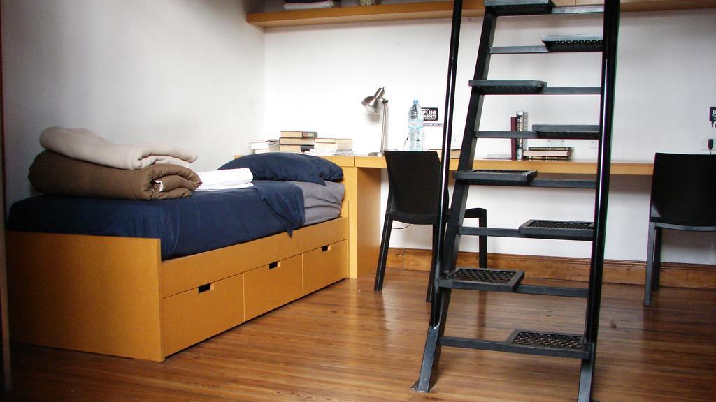 La Casa De Pichincha Hostel Buenos Aires Room photo