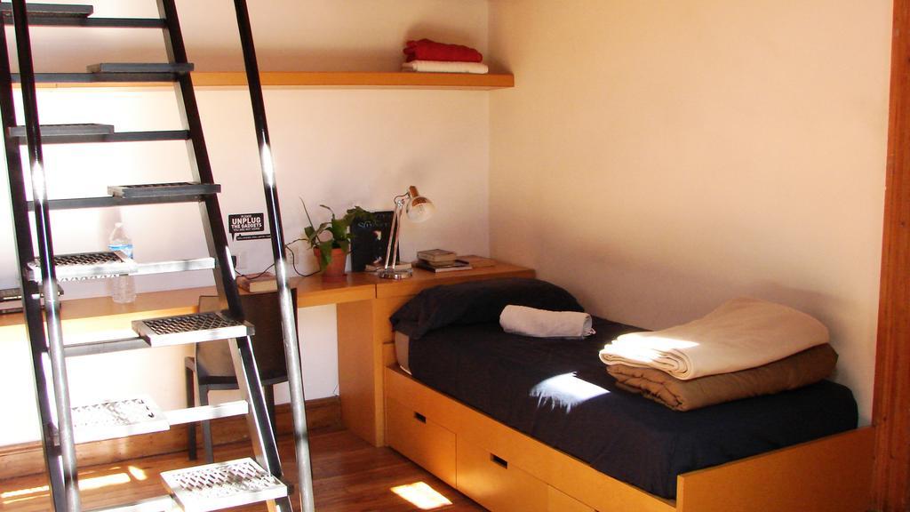 La Casa De Pichincha Hostel Buenos Aires Room photo